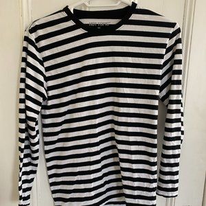 Hot Topic Long Sleeve